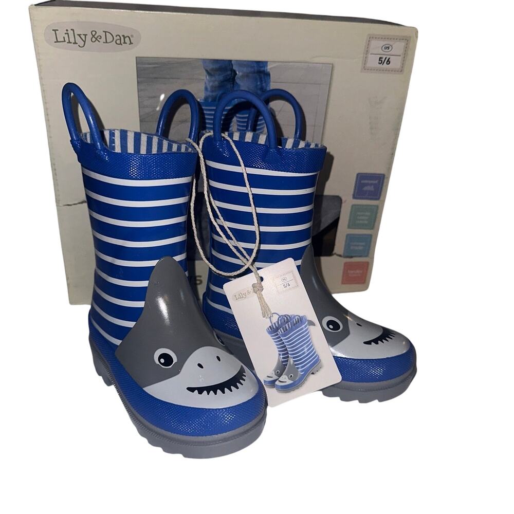 Lily & Dan kids rain boots shark